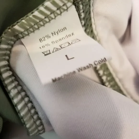 SwimSuit   - Picture 8 of 8